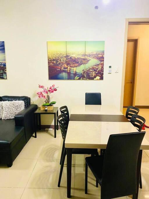 Field Residences Paranaque City Екстериор снимка